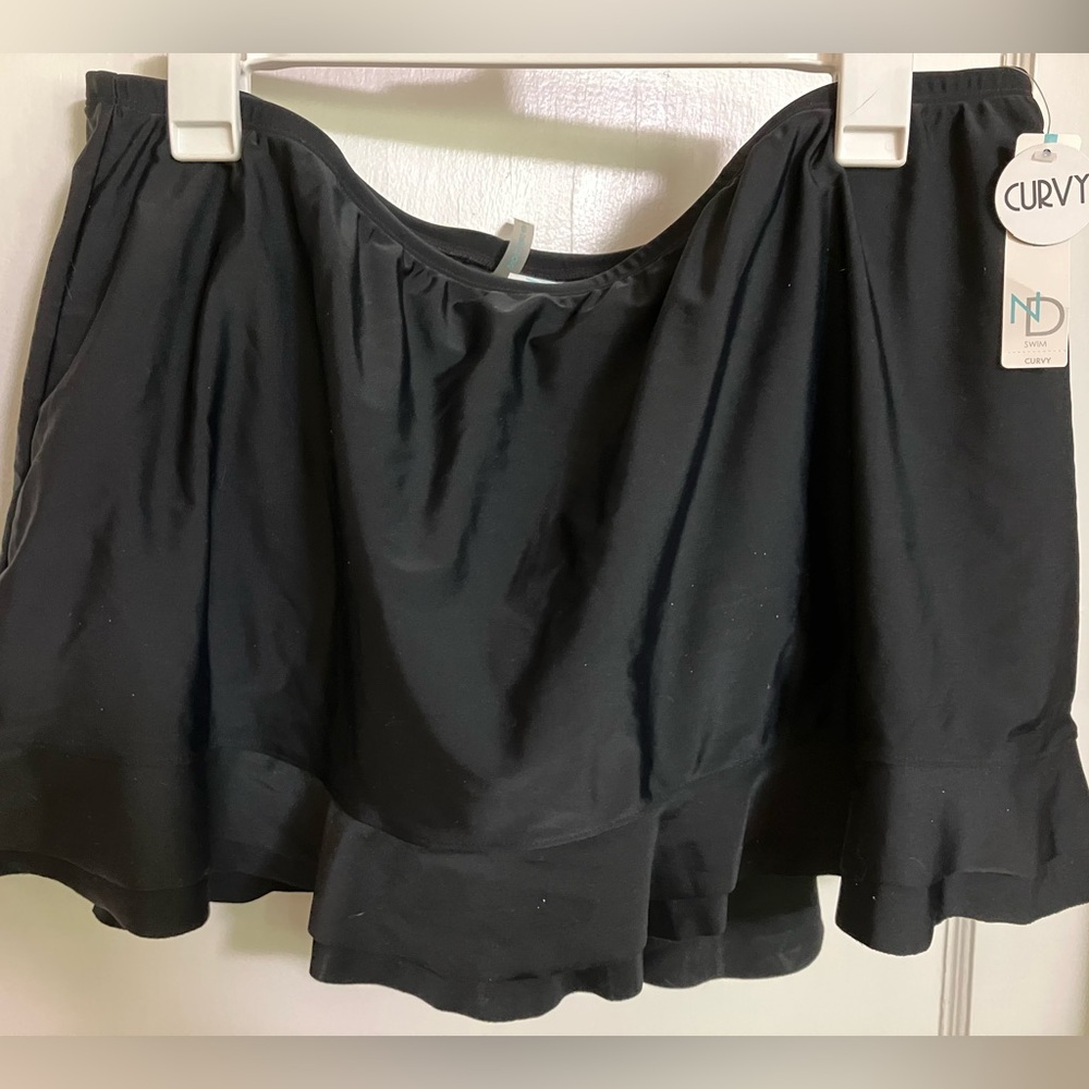 Womens 1X New Directions Black Double Ruffled Swim Skirt New With Tags